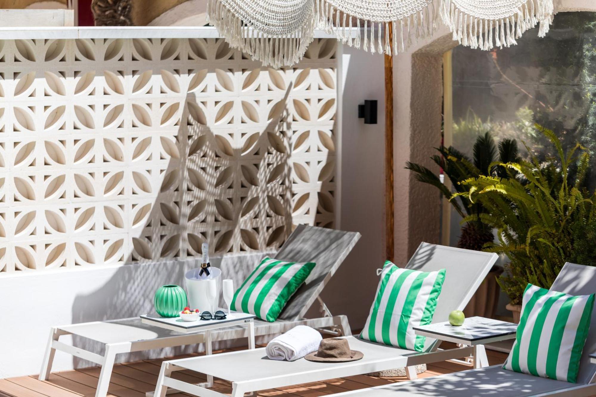 Eliza Hotel By Panel Hospitality 네오이포로이 외부 사진